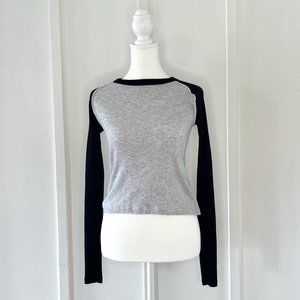 BRANDY MELVILLE BELLA TOP GREY AND BLUE
